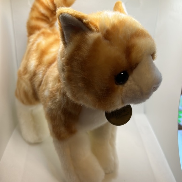 Miyoni by Aurora Plush snowy yellow tabby - Picture 2 of 8